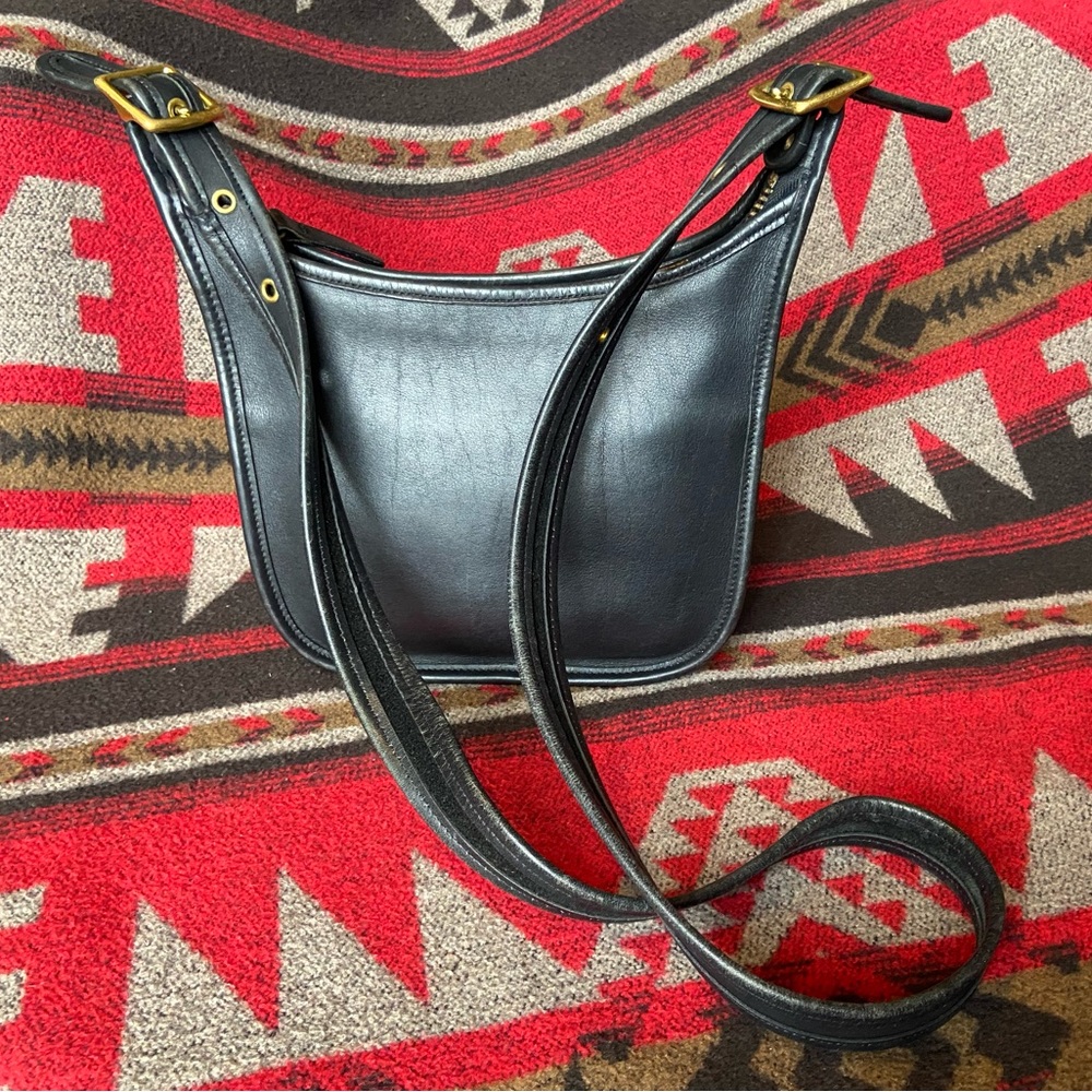 Coach Vintage Janice Legacy Black #9950 Leather Crossbody